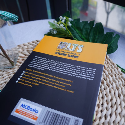 The Ultimate Guide To Academic Reading (Bộ Sách Ielts Mike) (Tặng Bookmark PL)
