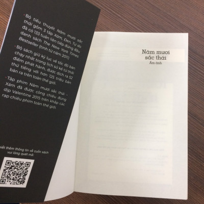 THẾ GIỚI 50 SẮC THÁI - ÁM ẢNH