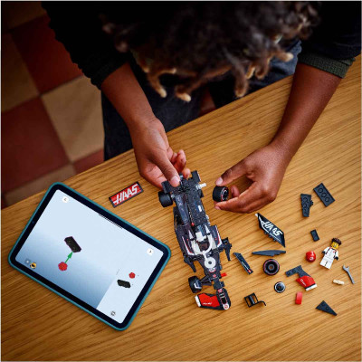 Đồ Chơi Lắp Ráp Xe Đua MoneyGram Haas F1 Team VF-24 LEGO SPEED CHAMPIONS 77250 (242 chi tiết)