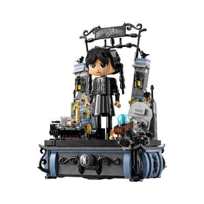 Đồ Chơi Lắp Ráp Nhân Vật Wednesday Addams LEGO WEDNESDAY 76780 (702 chi tiết)