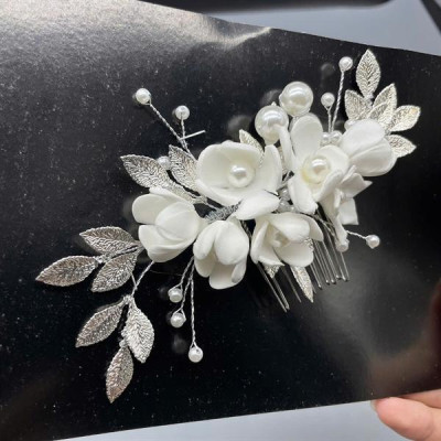 Cài tóc cô dâu hoa đất sét trắng có sẵn xược cài mã 003 - 14cm