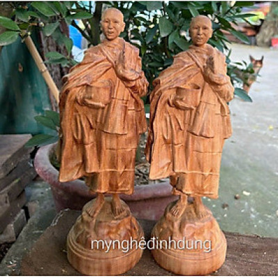 Tượng ngài thích minh tuệ bằng gỗ ngọc am thơm nức kt cao 30x11x9cm 