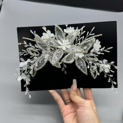 Băng đô cài tóc cô dâu hoa đá 3D mẫu mới t9/2024