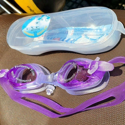 Kinh Bơi Kèm Bịt Tai Có Hộp Đựng Sang Trọng