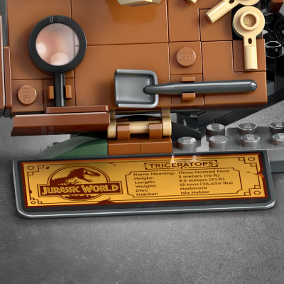 LEGO JURASSIC 76969 Đồ Chơi Lắp Ráp Đầu Khủng Long Ba Sừng (468 chi tiết)