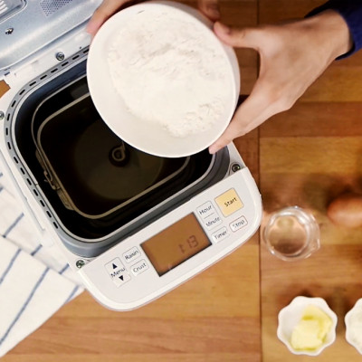 Máy làm bánh mì Panasonic SD - P104. Hàng chính hãng