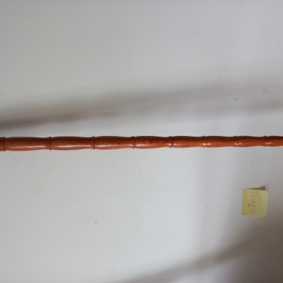 Gậy batong bằng gỗ hương ,gỗ xà cừ dành cho người già 