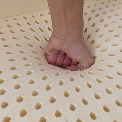 Nệm cao su thiên nhiên TL Sisi Tundo 