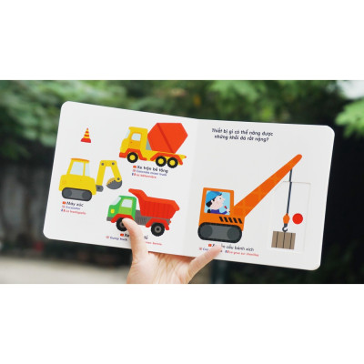 Sách Chuyển Động Thông Minh Đa Ngữ Việt - Anh - Pháp Động Vật Nuôi