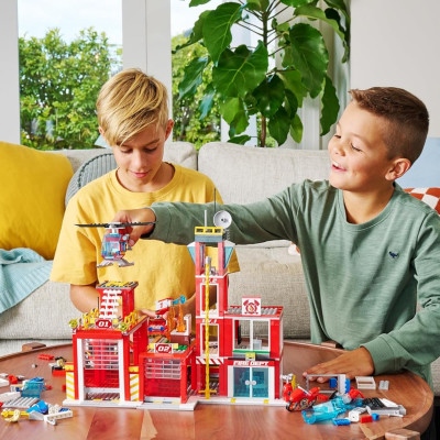 Đồ Chơi Lắp Ráp Trạm Cứu Hóa 976 Mảnh Max Build More 83165