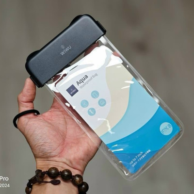 Túi Đựng Điện Thoại WiWU Aqua Chống Nước, Chống Sốc, Khoá Chống Rơi - Hàng Chính Hãng