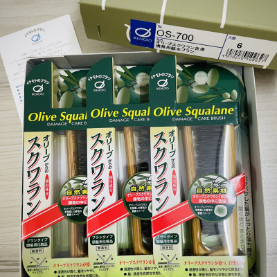 Lược Chải Tóc Bằng Lông Heo Tẩm Tinh Dầu Ikemoto Olive Squalane OS-700