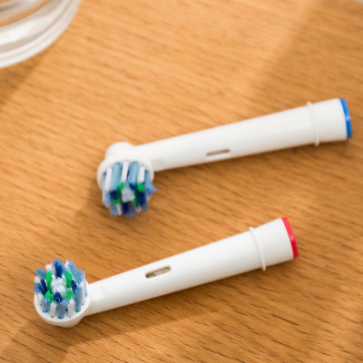Cho máy Oral B Braun Cross Action EB50A, Bộ 4 đầu bàn chải đánh răng điện đánh tan mảng bám Minh House