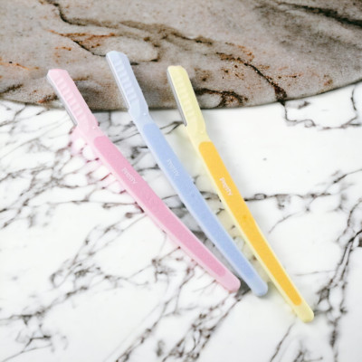 Dao Cạo Lông Mày Cán Dài Kai Pretty 01628-GA0053 (Set 3 cây)