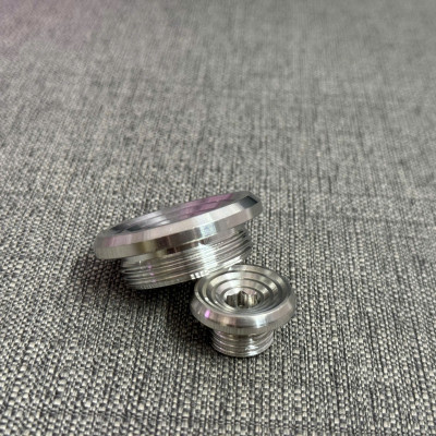 Ốc mâm lửa thái inox 304 gắn cho xe Honda và Yamaha