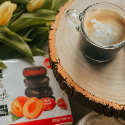 Sô cô la Mơ MATEO 200g (Dried Apricots in Chocolate 200g)