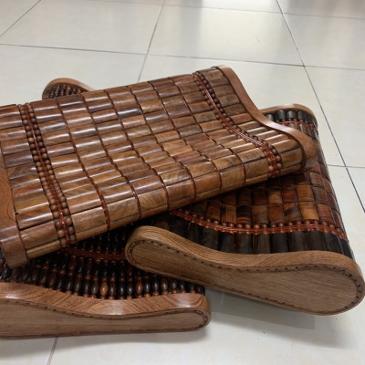 Gối Công Thái Học - Gối Hạt Gỗ Trắc Miếng Kích Thước 36cmx24cmx8/4cm ( video , hình thật )