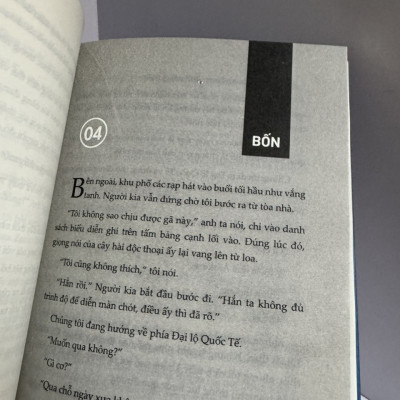 [Tặng kèm Bookmark] MÙA HÈ CÙNG NGƯỜI LẠ - Taichi Yamada - Ngô Thế Vinh dịch - Bách Việt - NXB Văn Học.