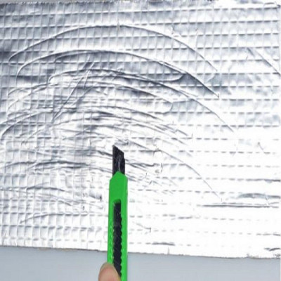 Băng keo X2000, dán trần nhà, dán tường, dán mái tôn, dán bể nước, ống nước, xô, chậu, bể bơi, phao bơi, bạt đầm nuôi tôm và các vết nứt, vết rạn ở mọi vật dụng khổ 15cm x 5m