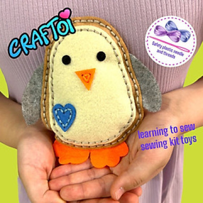 KIM NHỰA Bộ Thủ Công Trẻ Tự Làm Thú Bông 5+ PENGUIN PIPIN Craftoi Felt Sewing toy prepunched holes plastic needle