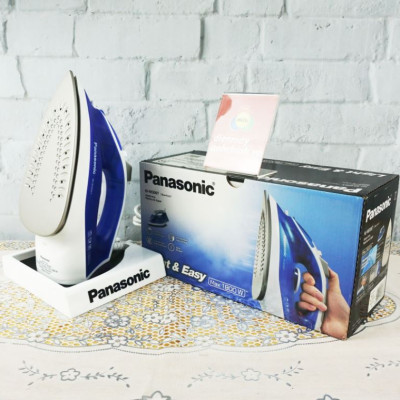 Bàn ủi hơi nước Panasonic NI-M300TARA - Hàng chính hãng