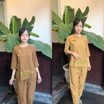 Áo lam đi chùa_ viền cổ tròn bông thêu