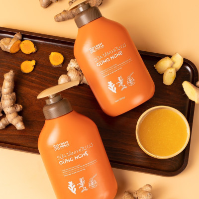 Combo 3 chai Sữa tắm thảo dược hữu cơ Gừng Nghệ Cỏ Cây Hoa Lá - Chiết Xuất Từ 7 Loại Thảo Dược Quý - Phòng Cảm, Tránh Gió, Dưỡng Da - Cho Con Cho Mẹ, Cho Đại Gia Đình, chai 500gr