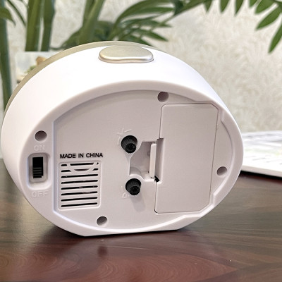 Đồng hồ Rhythm CRA859NR13- Kt 12.0 x 10.1 x 6.7cm, 184g. Vỏ nhựa, dùng PIN