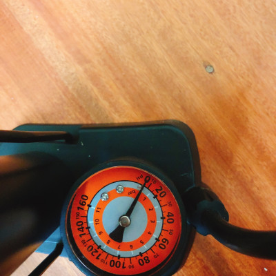 Bơm hợp kim nhôm loại đạp chân dùng cho xe đạp, xe máy, ô tô, tặng kèm kim bơm banh