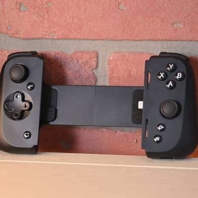 [Mới, hàng chính hãng] Tay cầm điện thoại Razer Kishi V2-Gaming Controller for iPhone