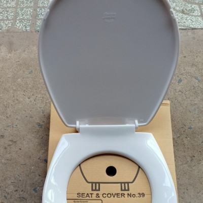 Nắp nhựa mũi tròn dùng cho bồn cầu nắp rơi tự do SCVN3900-WT(No.39)-hàng chính hãng American Standard 
