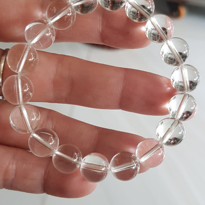 Vòng tay phong thủy may mắn đá thạch anh trắng tự nhiên rẻ đẹp Size vòng 10mm hay 10li chuẩn hợp Nữ mệnh kim mệnh Thủy Đá thạch anh trắng tự nhiên đeo tốt sức khỏe, tim mạch, may mắn thuận lợi công việc cuộc sống ạ