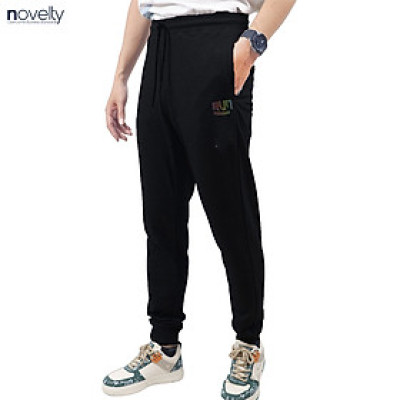 Quần jogger Nam Novelty Regular fit họa tiết in phản quang Đen NQGMMDMT3R230830Q