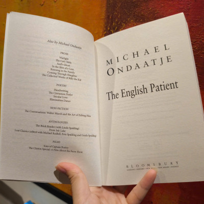 Sách - The English Patient by Michael Ondaatje - Booker Prize Winner, Tiểu thuyết đoạt giải