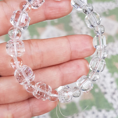  Vòng tay phong thuỷ nữ đá thạch anh trắng trong tự nhiên kiểu vuông giác tròn Size hạt vuông 10mm hạt tròn nhỏ 6mm Nữ mệnh kim mệnh Thủy đeo hợp may mắn tốt sức khoẻ công việc ạ