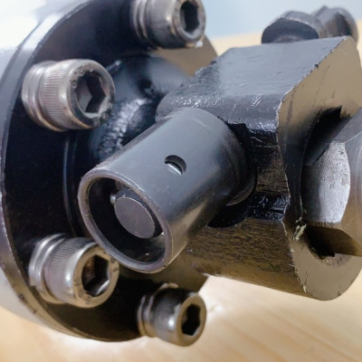 Máy đục bê tông 30 ly Kainuo 8809 (1700W)