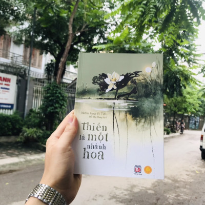 Sách nụ cười giác ngộ, thiền là một nhành hoa