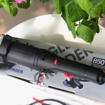 MÁY MÀI TAY DÀI CÓ ĐIỀU TỐC 100MM 850W MAKUTE AG126-LV- HÀNG CHÍNH HÃNG