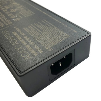 Sạc dành cho Laptop ASUS TUF A17 FA706QM/3060RTX 200W AC Adapter hàng nhập khẩu.