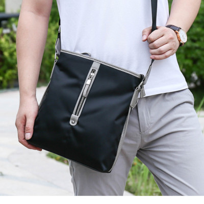 Túi đeo chéo nam thời trang cao cấp phong cách mới