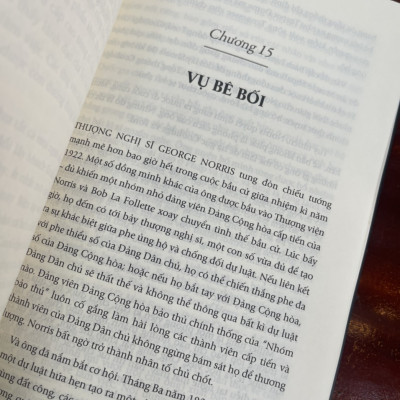 THÀNH PHỐ ĐIỆN - Thomas Hager – Kim Anh dịch – Tân Việt – NXB Dân Trí – Bìa mềm