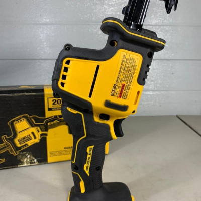 MÁY CƯA CẦM TAY PIN 16MM 20V MAX  DEWALT DCS369D2- HÀNG CHÍNH HÃNG