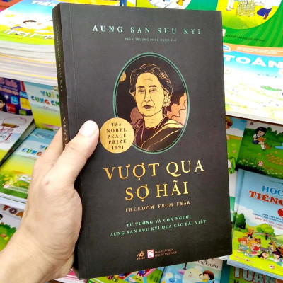Sách - Vượt Qua Sợ Hãi (Nhã Nam HCM)