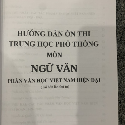 Combo Hướng dẫn ôn thi THPT môn ngữ văn phần văn học việt nam hiện đại và phần đọc hiểu nghị luận xã hội( TB2023)