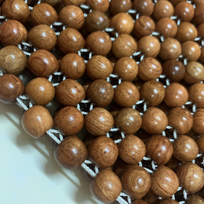 Lót Đàn Ghế Xe Ô Tô Hạt Gỗ Hương Hạt 1.2cm ( hình thật )