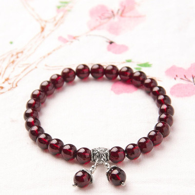 Vòng tay đá Garnet phối hạt đôi treo mệnh hỏa, thổ - Ngọc Quý Gemstones