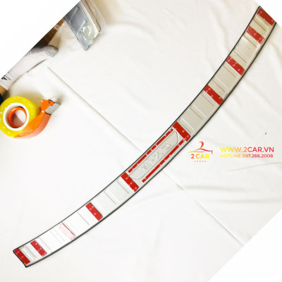 Ốp chống trầy cốp trong, ngoài xe Mazda CX5, CX-5 2018- 2019 2020 2021 2022, chất liệu Inox