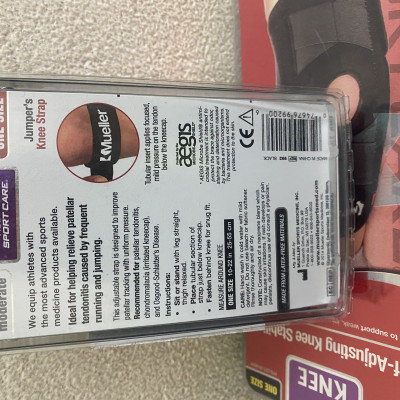 Băng Đầu Gối Mueller Jumper’s Knee Strap – Black (992)