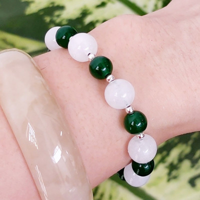 Vòng tay Nữ phong thủy đá mã não trắng mix đá thạch anh xanh và bi bạc kết dây thời trang