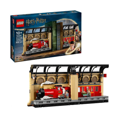 LEGO HARRY POTTER 76450 Đồ Chơi Lắp Ráp Trang Trí Kệ Sách: Tàu Tốc Hành Hogwarts (832 chi tiết)